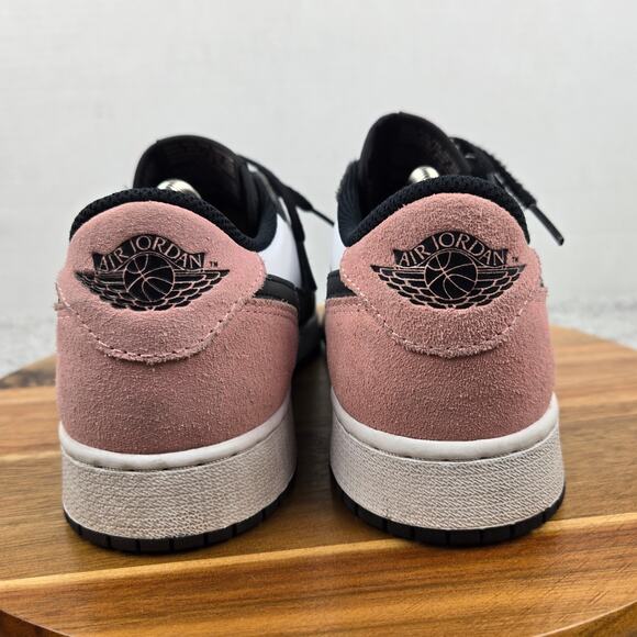 Jordan 1 Low OG Bleached Coral GS Kids 6.5y Athletic Casual Sneaker CZ0858-061 - Picture 2 of 12